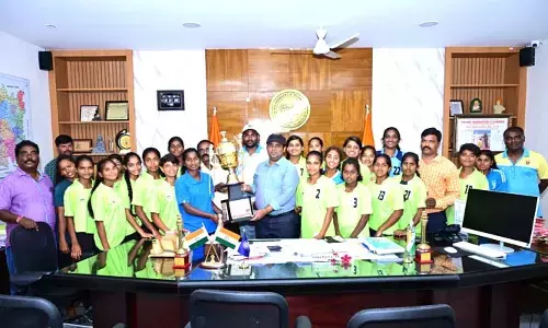 క్రీడల్లో జిల్లాను ప్రథమ స్థానంలో నిలపాలి