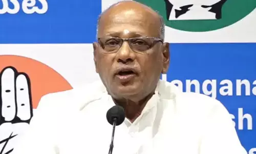 Niranjan: కేటీఆర్‌కు మతి తప్పింది.. రాజీవ్‌పై విమర్శలు తగవు: టీపీసీసీ వైస్ ప్రెసిడెంట్ నిరంజన్ ఫైర్