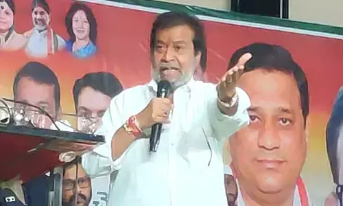 భూ నిర్వాసితులను ఆదుకుంటాం