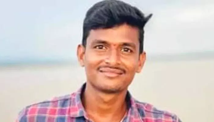 యువతిని బెదిరించాలని ప్రయత్నించి....చివరకు... యువతిని బెదిరించాలని ప్రయత్నించి....చివరకు...