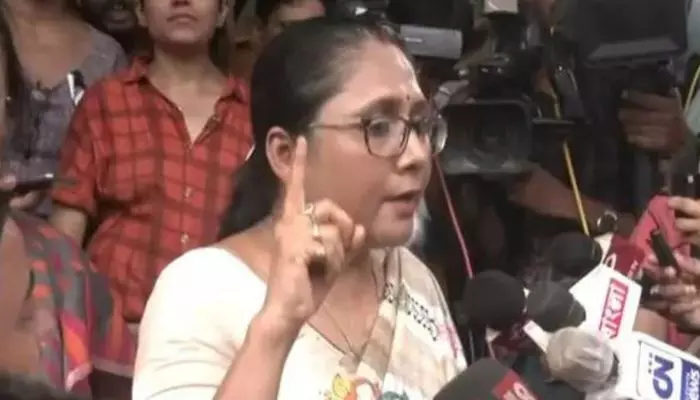 Kolkata: ఆర్జీ కర్ మెడికల్ కాలేజీ కొత్త ప్రిన్సిపల్పైనా వేటు Kolkata: ఆర్జీ కర్ మెడికల్ కాలేజీ కొత్త ప్రిన్సిపల్పైనా వేటు
