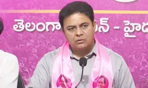 BREAKING: రుణమాఫీపై రైతులకు సర్కార్ క్షమాపణ చెప్పాలె: మాజీ మంత్రి కేటీఆర్ ఫైర్