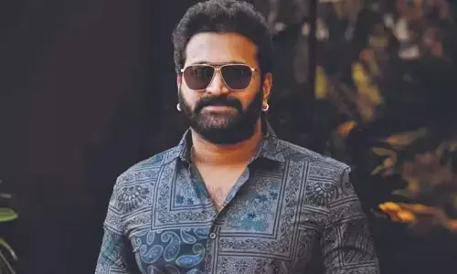 బాలీవుడ్ ఇండస్ట్రీపై రిషబ్ శెట్టి వివాదాస్పద వ్యాఖ్యలు.. దేశాన్ని తక్కువ చేస్తున్నారంటూ