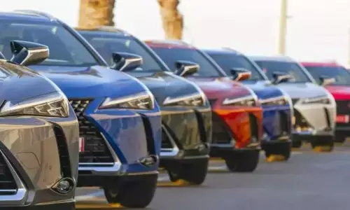 Passanger Vehicles: డీలర్ల వద్ద భారీ సంఖ్యలో అమ్ముడుపోని ప్యాసింజర్ వాహనాలు: ఫాడా