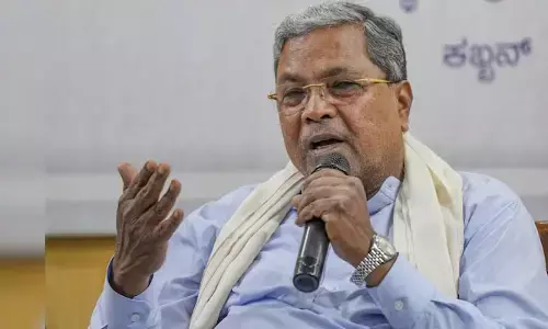 Sidda ramaiah: గవర్నర్ వివక్ష చూపుతున్నారు.. కర్ణాటక సీఎం సిద్ధరామయ్య