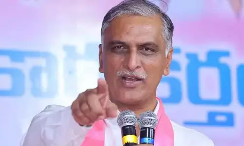 పాలన గాలికొదిలేసి ప్రభుత్వం రాజకీయాలు.. మాజీ మంత్రి హరీష్ రావు