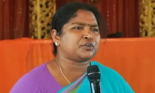 Seethakka: అందుకోసమే బీఆర్ఎస్ డ్రామాలు.. సీతక్క ఫైర్
