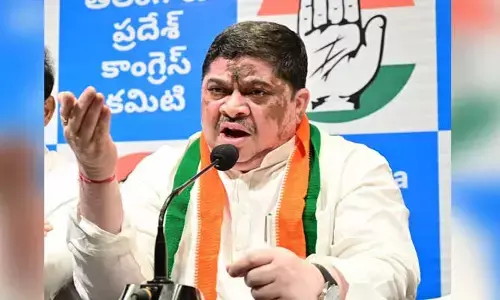 Ponnam Prabhakar: అదానీ దోపిడీ కుట్ర వెనుక మోడీ: పొన్నం