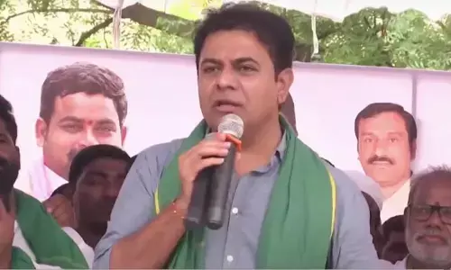KTR: రుణమాఫీ నుంచి తప్పించుకునే ప్రయత్నం చేస్తున్న సర్కార్: కేటీఆర్ ఘాటు వ్యాఖ్యలు