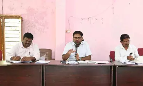 పారిశుధ్య నిర్వహణపై ప్రత్యేక శ్రద్ద పెట్టాలిః కలెక్టర్ కోయ శ్రీ హర్ష