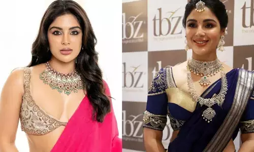 Samyukta: ట్రెడీషనల్ లుక్‌లో ఆకట్టుకుంటున్న సంయుక్త.. ఫ్యాన్స్ ఫిదా