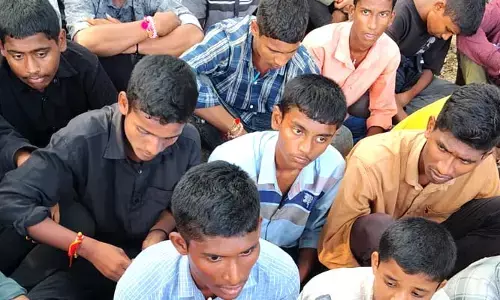 హెచ్ఎం పెట్టే బాధలు భరించలేం