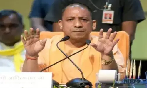 Uttarapradesh: ప్రభుత్వోద్యోగులకు యోగి సర్కార్ అల్టిమేటం