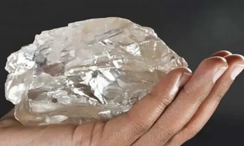 Largest Diamond : ప్రపంచంలోనే రెండో అతిపెద్ద వజ్రం గుర్తింపు