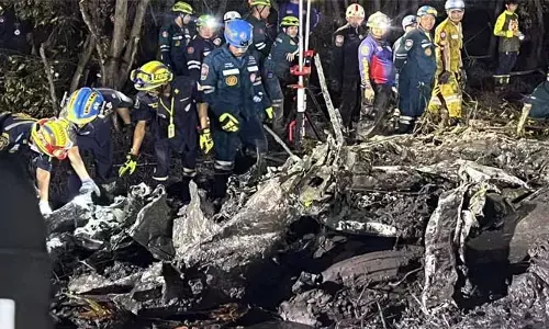 Plane Crash : థాయిలాండ్ లో కుప్ప కూలిన విమానం.. 9 మంది దుర్మరణం..!