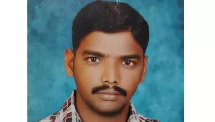 మెదడువాపుతో యువకుడి మృతి.. నిజమాబాద్ లో కలకలం మెదడువాపుతో యువకుడి మృతి.. నిజమాబాద్ లో కలకలం