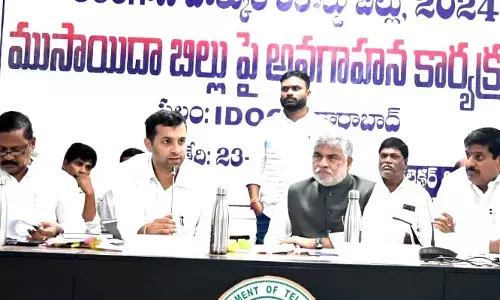 సంక్షేమ ఫలాలు అర్హులందరికీ అందేలా చూడాలి