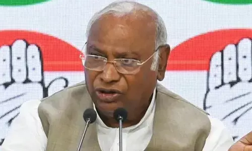Congress chief Kharge : మైనారిటీలను లక్ష్యంగా చేసుకోవడం ఆందోళనకరం.. కాంగ్రెస్ చీఫ్ ఖర్గే