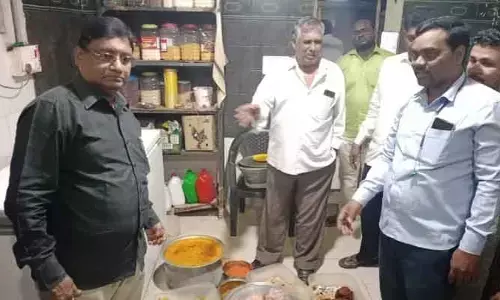 నాణ్యత పాటించని 6 హోటళ్లకు ఫైన్..