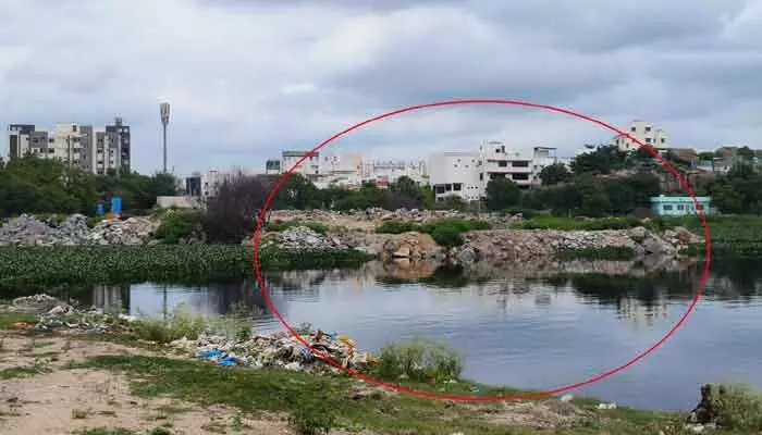 మైసమ్మ చెరువును మింగేస్తున్న భూ బకాసురులు మైసమ్మ చెరువును మింగేస్తున్న భూ బకాసురులు