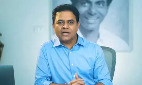 KTR : పేదోడి కలల సౌధం ఖరీదు అక్షరాల 25 వేలు! కేటీఆర్ ఎమోషనల్ పోస్ట్