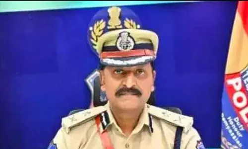 అమ్మాయిలను గౌరవించే సంస్కారం అబ్బాయిలకు నేర్పాలిః సీపీ సుధీర్ బాబు