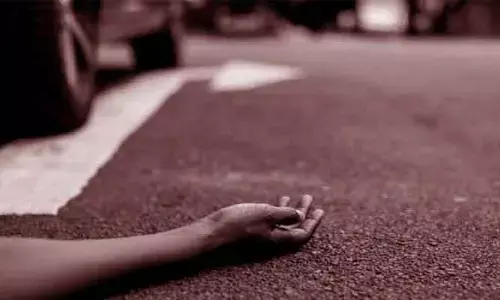 రోడ్డు ప్రమాదంలో యువతి మృతి..
