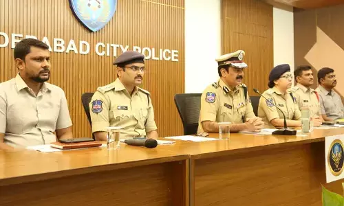 నో సస్పెన్షన్స్.. ఓన్లీ డిస్మిస్: పోలీస్ సిబ్బందికి సీపీ స్ట్రాంగ్ వార్నింగ్