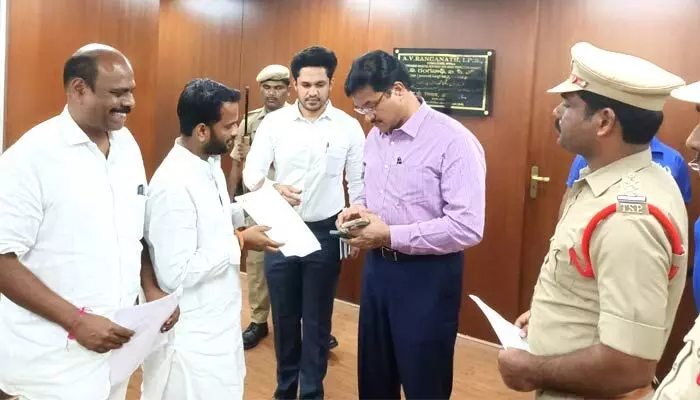 ఓవైసీ విద్యా సంస్థలను కూల్చివేయండి ఓవైసీ విద్యా సంస్థలను కూల్చివేయండి