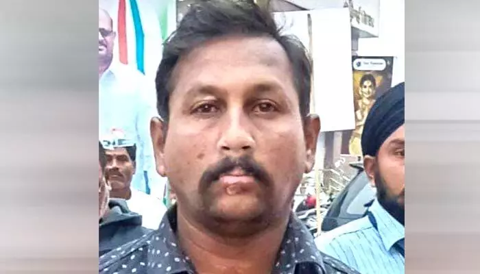 పాత కక్షలతో ఇద్దరిపై దాడి ఒకరి మృతి పాత కక్షలతో ఇద్దరిపై దాడి ఒకరి మృతి