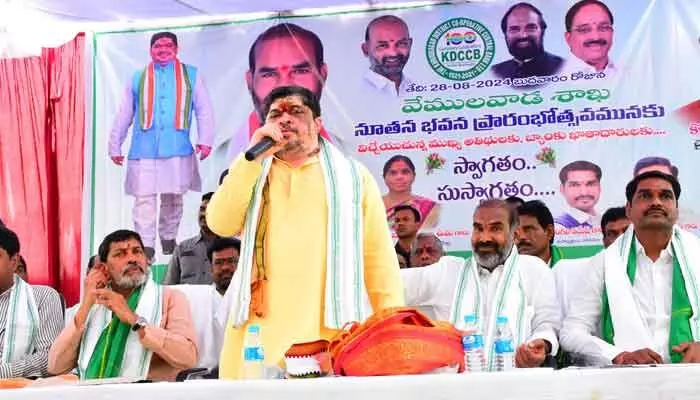 అర్హులైన రైతులందరికీ రుణమాఫీ: మంత్రి పొన్నం ప్రభాకర్ అర్హులైన రైతులందరికీ రుణమాఫీ: మంత్రి పొన్నం ప్రభాకర్