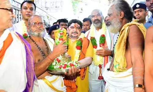 రాజన్న ఆలయాన్ని విస్తరిస్తాంః మంత్రి పొన్నం ప్రభాకర్