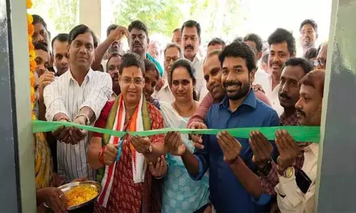 కంప్యూటర్ విద్యకు గురువేదా ఫౌండేషన్ సహకారం అభినందనీయం