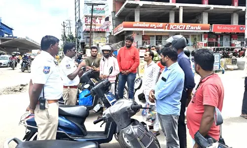 స్పెషల్ డ్రైవ్ లో 24 వాహనాలు సీజ్