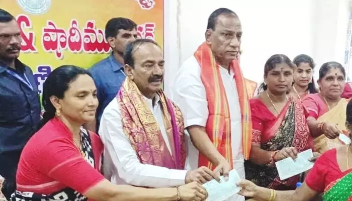 ప్రజా సంక్షేమమే ధ్యేయం ప్రజా సంక్షేమమే ధ్యేయం