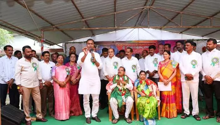 ప్రభుత్వ స్కూళ్లలో విద్యార్థుల సంఖ్య పెంచుతాం ప్రభుత్వ స్కూళ్లలో విద్యార్థుల సంఖ్య పెంచుతాం