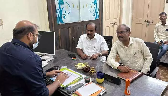ధరల పట్టిక ఏర్పాటు చేయాలి ధరల పట్టిక ఏర్పాటు చేయాలి