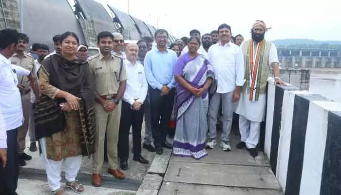 2026 మార్చి కల్లా దేవాదుల పూర్తి చేస్తాం-మంత్రి ఉత్తమ్ కుమార్ రెడ్డి 2026 మార్చి కల్లా దేవాదుల పూర్తి చేస్తాం-మంత్రి ఉత్తమ్ కుమార్ రెడ్డి