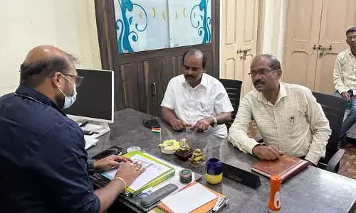 ధరల పట్టిక ఏర్పాటు చేయాలి