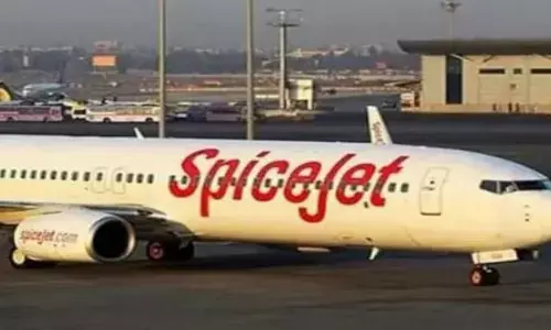 SpiceJet: సిబ్బందికి జీతం కట్ చేస్తూ స్పైస్‌జెట్ నిర్ణయం
