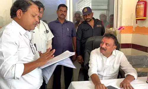 వైద్య సేవల్లో నిర్లక్ష్యం చేయొద్దు
