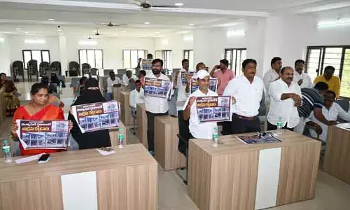 మున్సిపల్ సర్వసభ్య సమావేశం గరంగరం