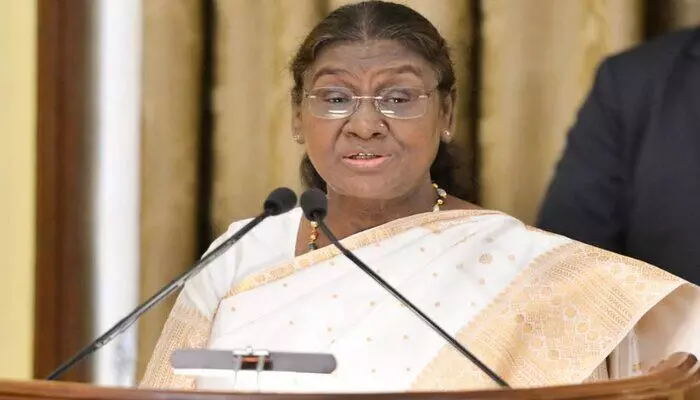 President Murmu: కోర్టుల్లో వాయిదాల సంస్కృతిని మార్చే ప్రయత్నాలు జరగాలి President Murmu: కోర్టుల్లో వాయిదాల సంస్కృతిని మార్చే ప్రయత్నాలు జరగాలి