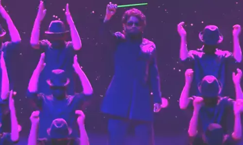 Bigg Boss 8 Promo : సోలో ఎంట్రీ ఈ సీజన్లో లేదంటూ బిగ్ ట్విస్ట్ ఇచ్చిన నాగ్ కంటెస్టెంట్స్‌ వీళ్లే..