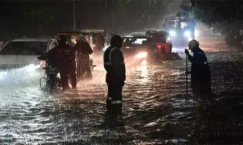 గుంటూరు, ఎన్టీఆర్ జిల్లాలకు.. రెడ్ అలర్ట్!