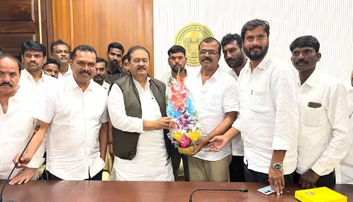 గజ్వేల్ అభివృద్ధికి సంపూర్ణ సహకారం అందిస్తా గజ్వేల్ అభివృద్ధికి సంపూర్ణ సహకారం అందిస్తా