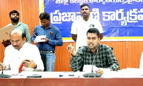 ప్రత్యేక అధికారులు నెలలో పది పాఠశాలలు సందర్శించాలి