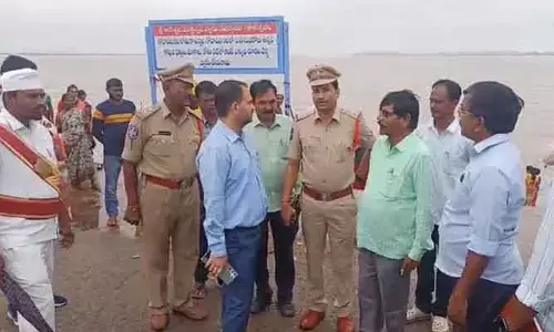ముంపు ప్రాంతాల ప్రజలు అప్రమత్తంగా ఉండండిః కలెక్టర్ రాహుల్ శర్మ