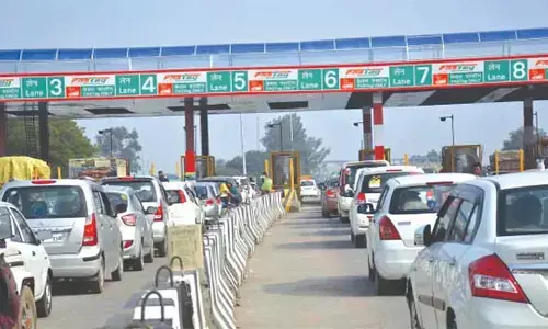 NHAI: టోల్ ప్లాజాల వద్ద ట్రాఫిక్ రద్దీ... గుడ్ న్యూస్ చెప్పిన ఎన్ హెచ్ఏఐ