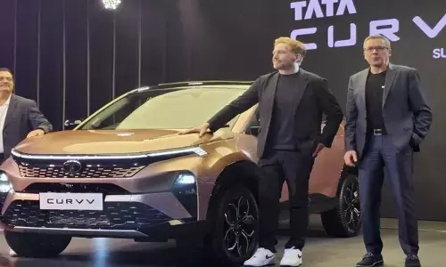 Tata Motors: కర్వ్ పెట్రోల్, డీజిల్ మోడళ్లను విడుదల చేసిన టాటా మోటార్స్